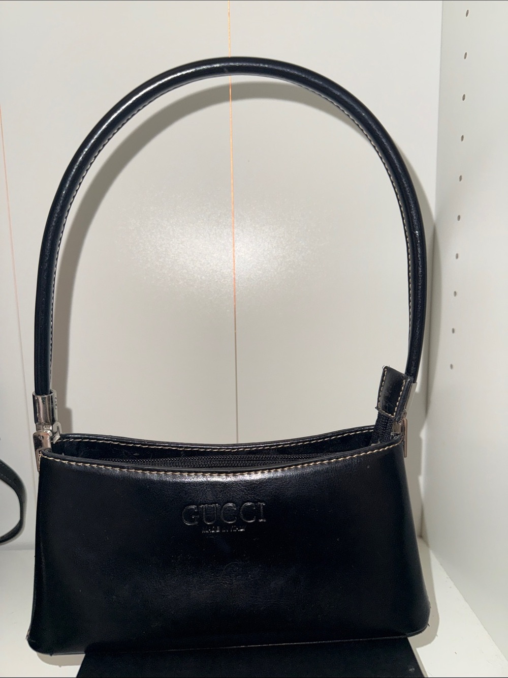Gucci Black Leather Shoulder Bag with Embossed Logo